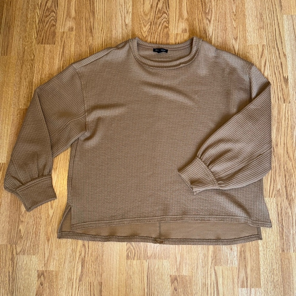 Long sleeve top